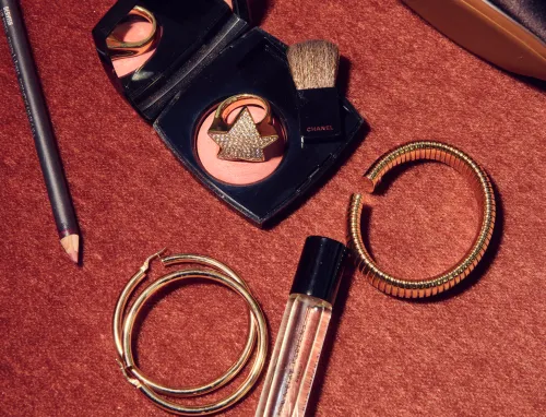 Editorial curly hair